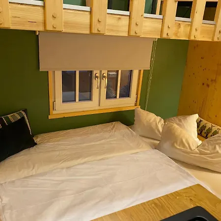 Апарт-отель Tiny House Ahse Im Pier9 Tiny House 3*