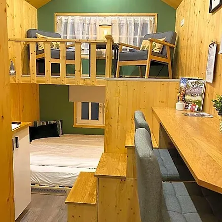 Tiny House Ahse Im Pier9 Tiny House Aparthotel 3*